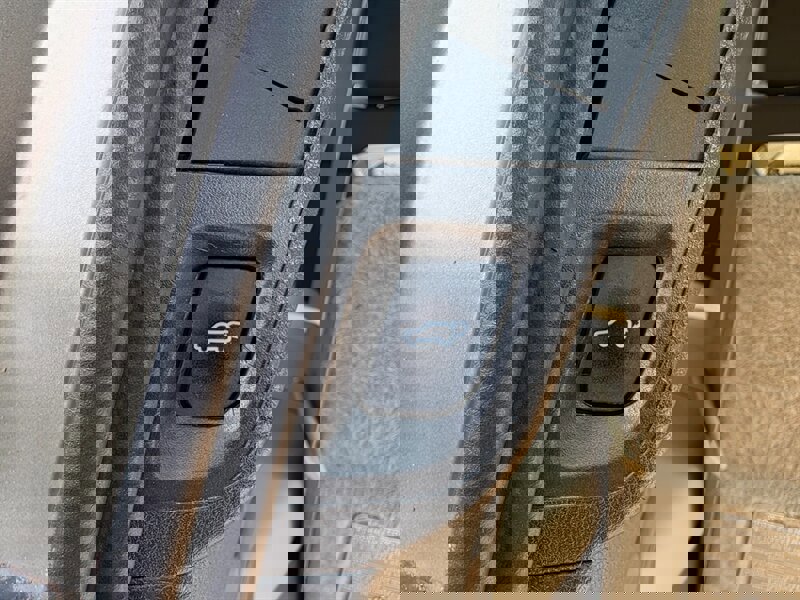 Used 2011 Toyota Sequoia Limited AWD/4WD image 55