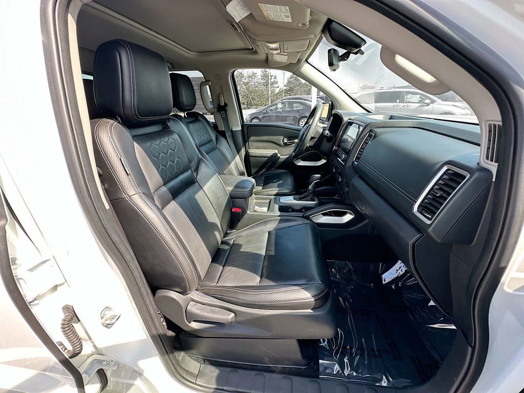 Certified 2024 Nissan Frontier SL w/ Technology Package image 37
