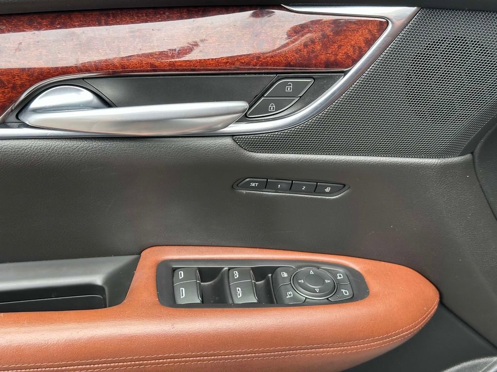 Used 2019 Cadillac XT5 Luxury image 21