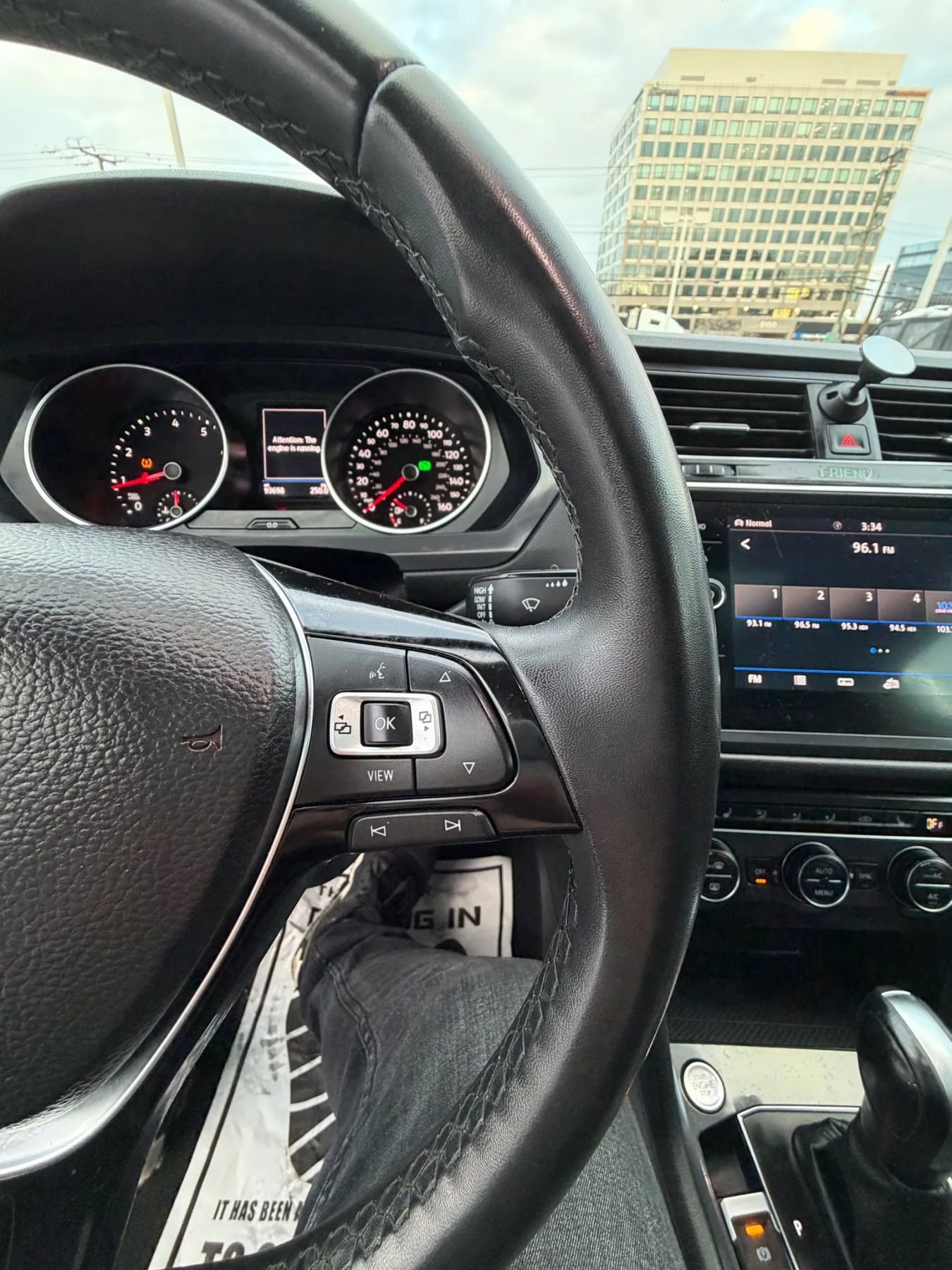 Used 2020 Volkswagen Tiguan S image 18