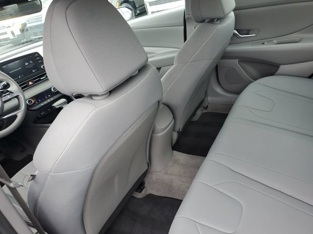 Certified 2023 Hyundai Elantra SEL FWD image 13