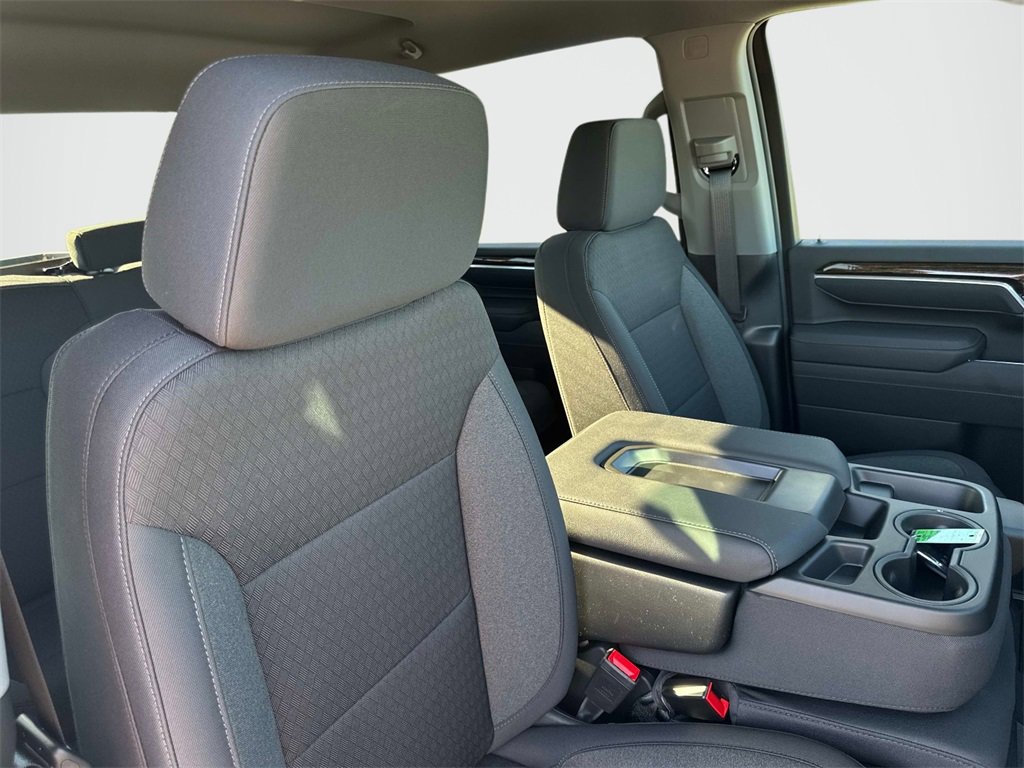 New 2026 GMC Sierra 2500 SLE w/ SLE Value Package; image 18