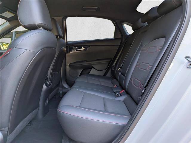 Used 2022 Kia Forte GT w/ GT Technology Package FWD image 17