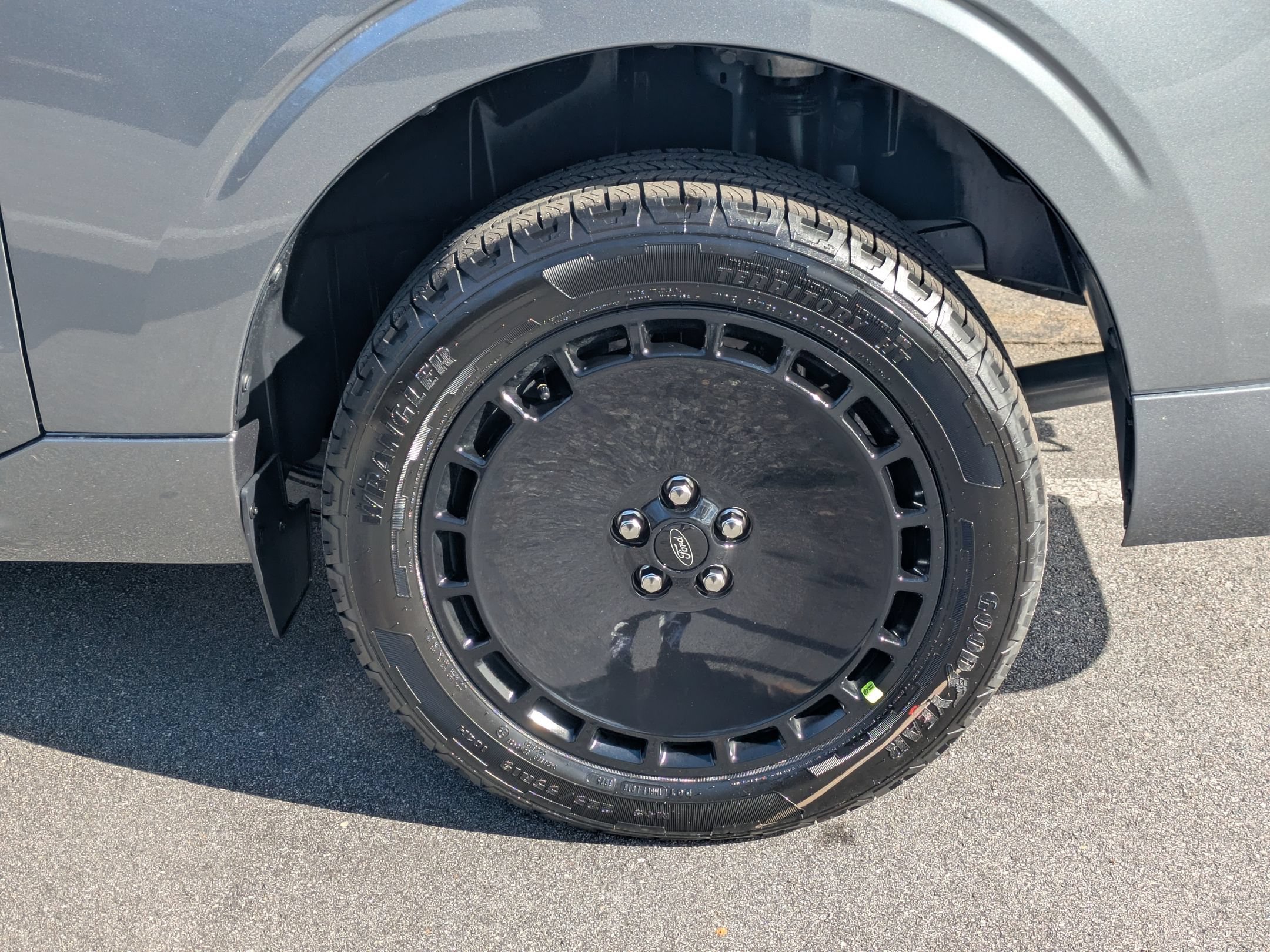 New 2026 Ford Maverick Lobo AWD/4WD image 8