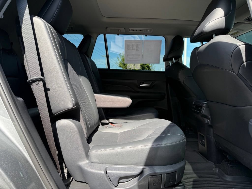 Certified 2026 Toyota Grand Highlander AWD image 18