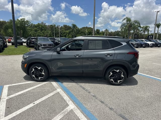 Used 2024 Kia Seltos EX FWD image 9