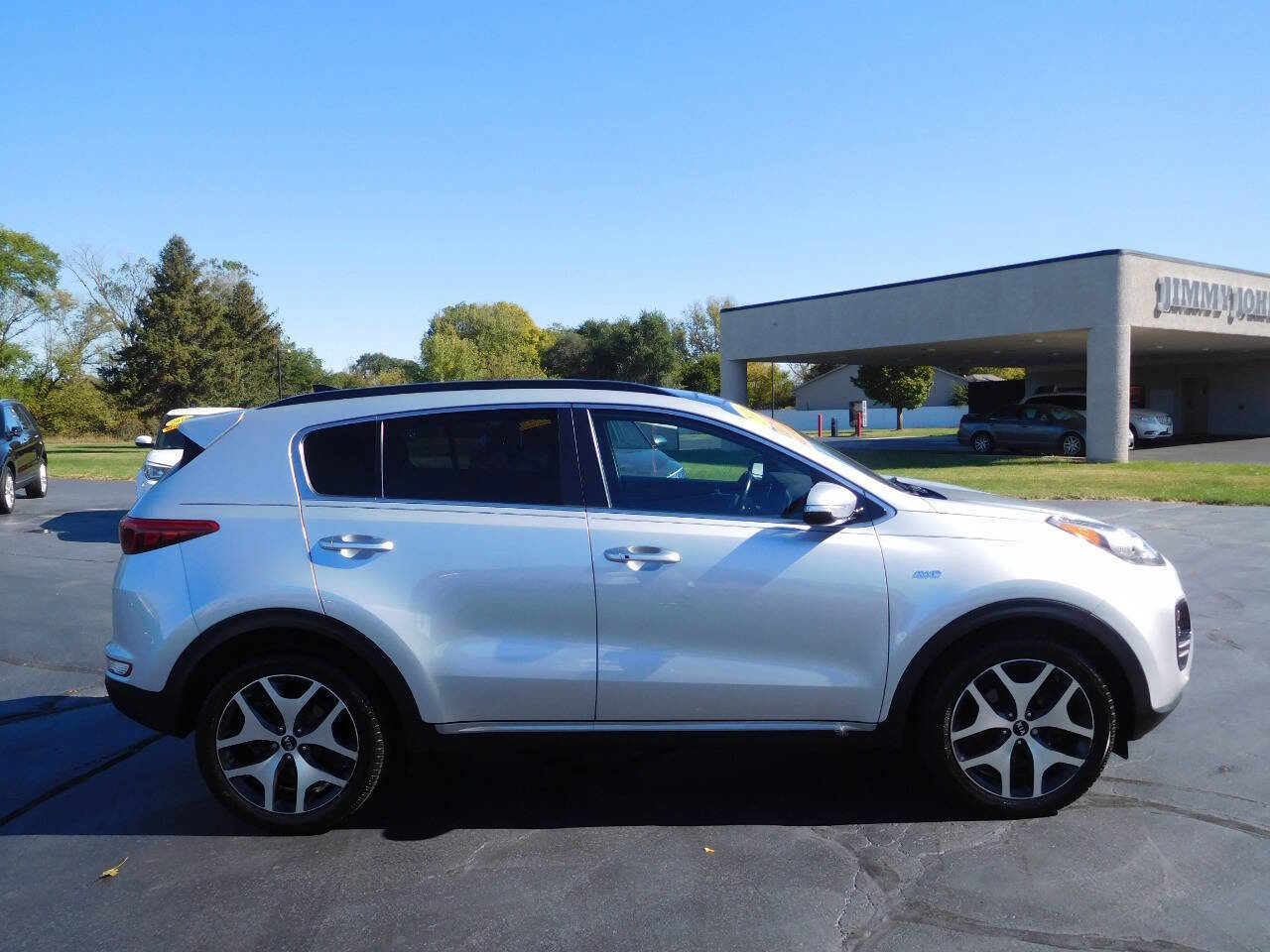 Used 2018 Kia Sportage SX image 2