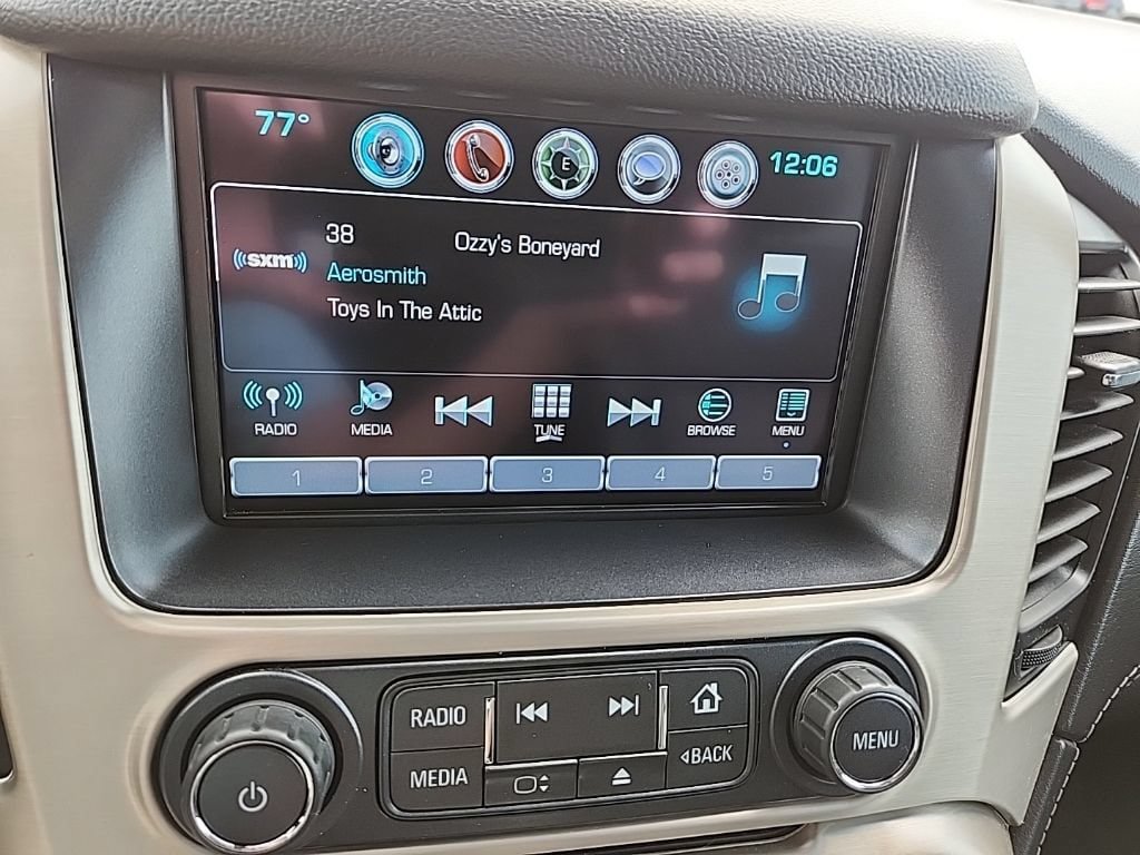 Certified 2018 GMC Yukon Denali w/ Open Road Package AWD/4WD image 19