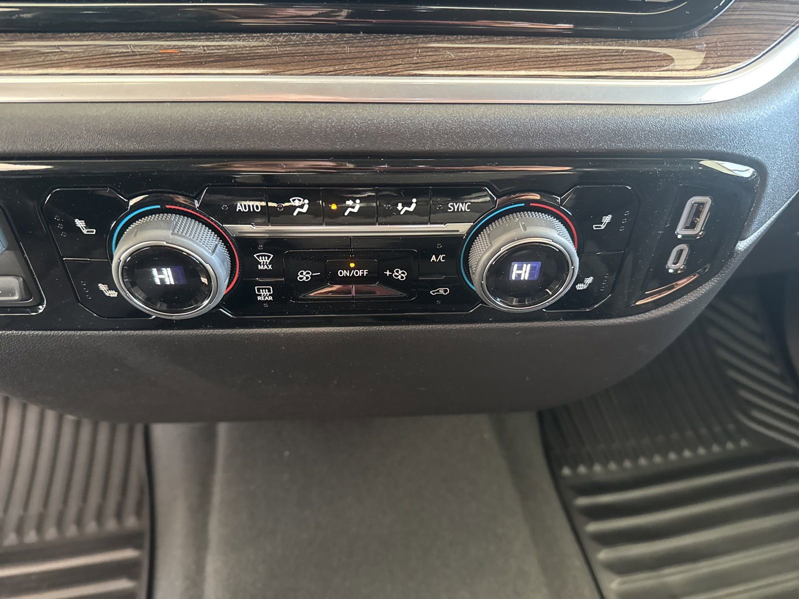 New 2026 Chevrolet Silverado 1500 LT image 25