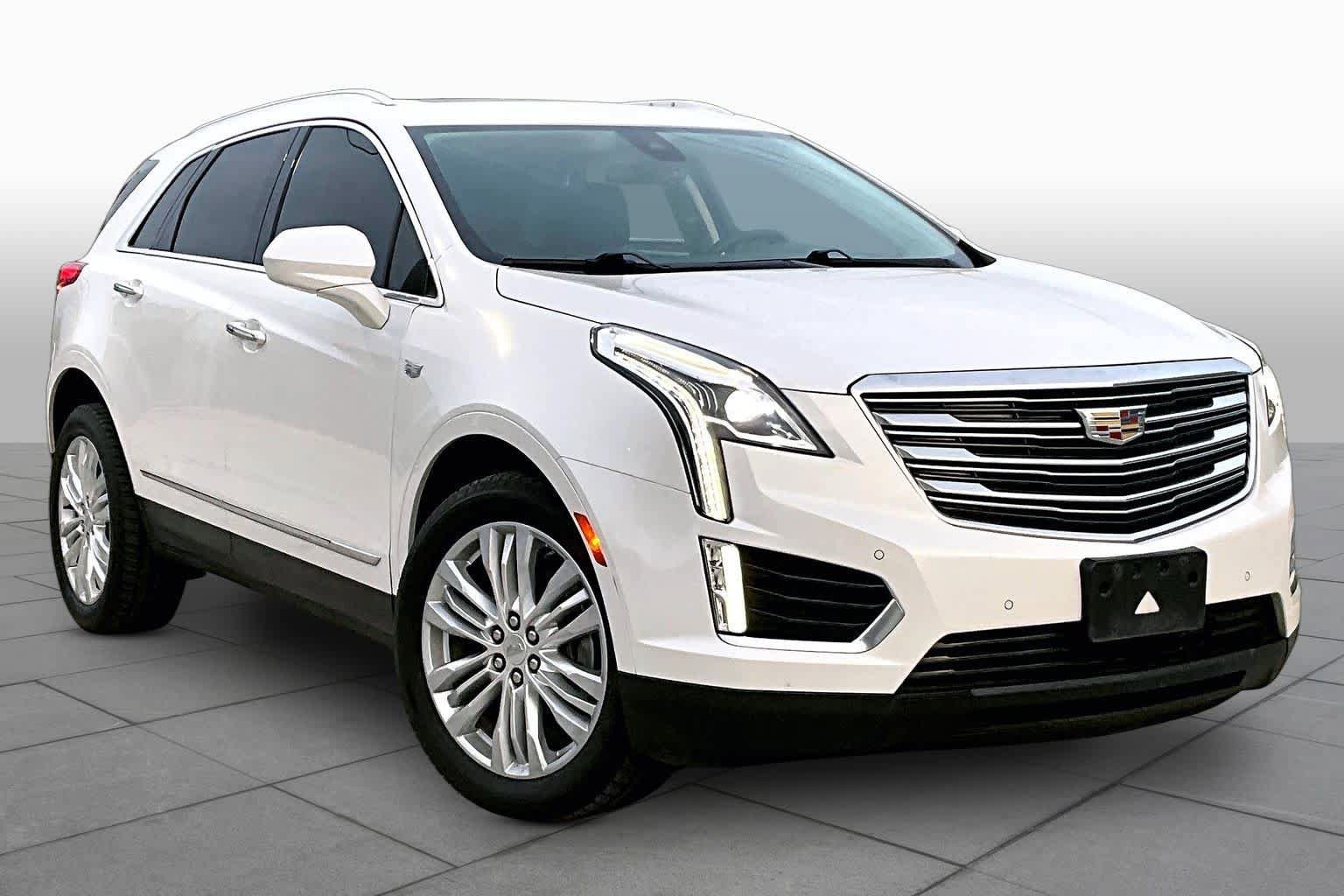Used 2018 Cadillac XT5 Premium Luxury AWD/4WD image 3