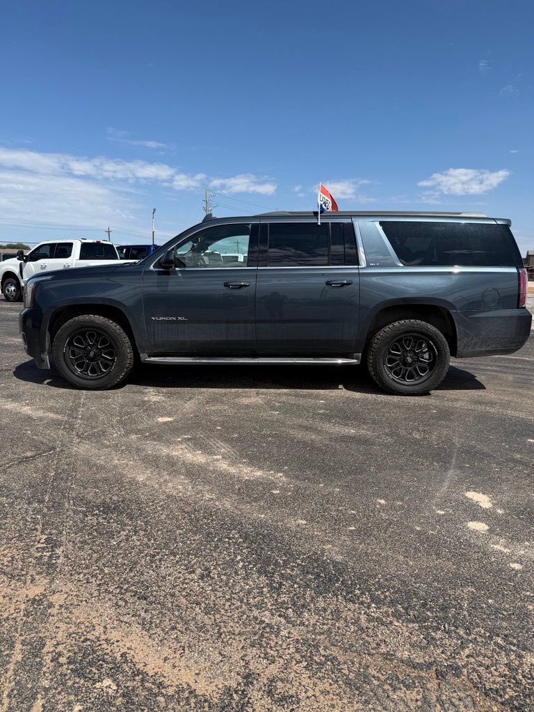 Used 2020 GMC Yukon XL SLT RWD image 6