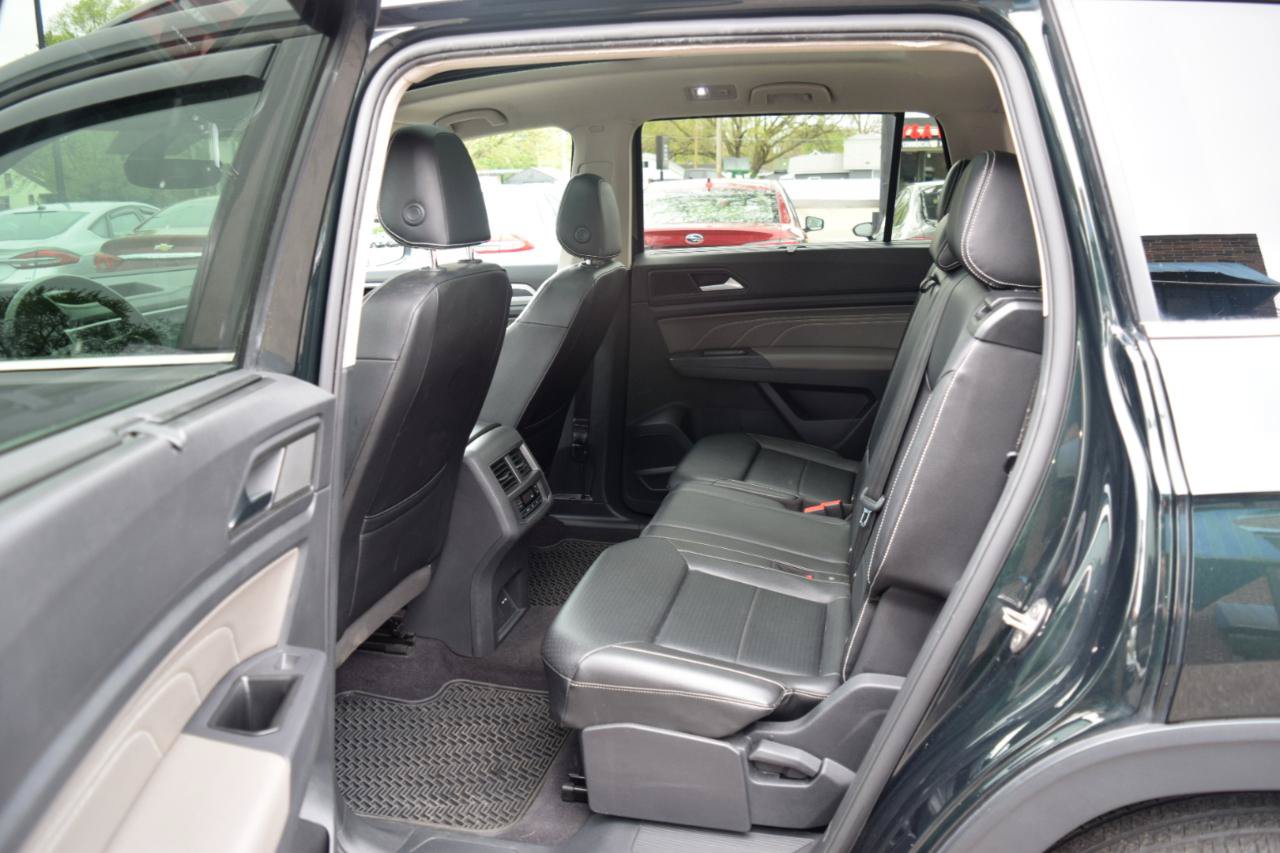 Used 2021 Volkswagen Atlas SE w/ Panoramic Sunroof Package AWD/4WD image 37