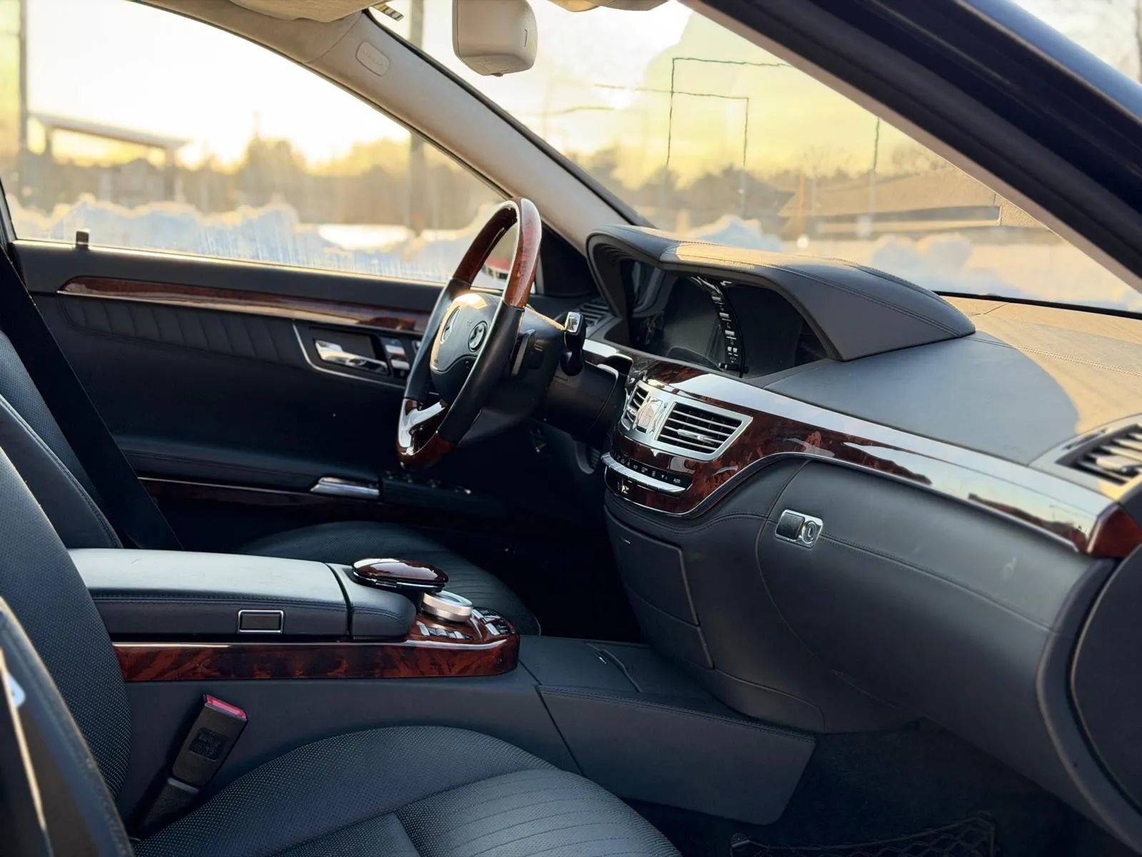 Used 2009 Mercedes-Benz S 600 image 15