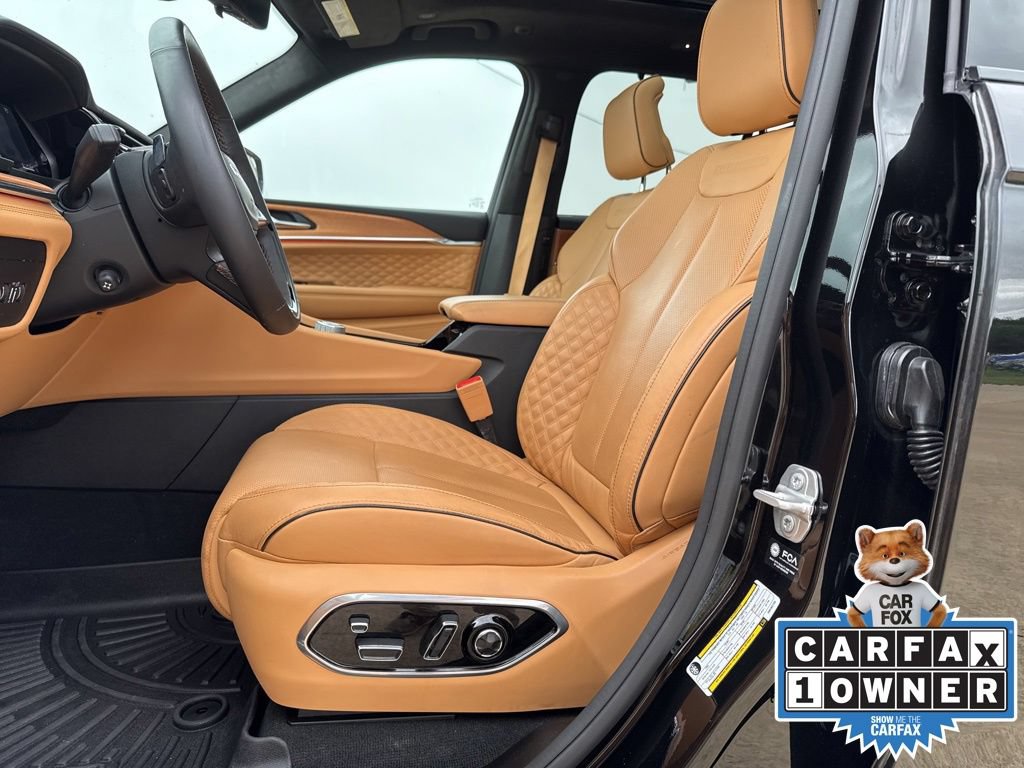 Certified 2024 Jeep Grand Cherokee Summit AWD/4WD image 7