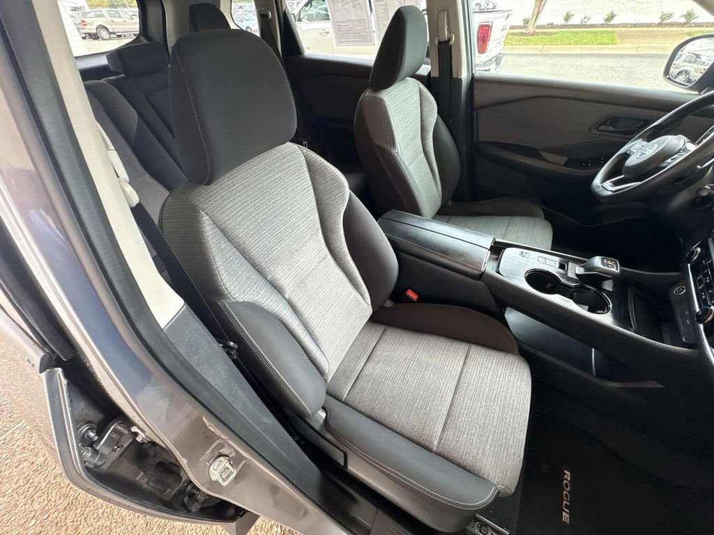 Used 2021 Nissan Rogue S FWD image 27