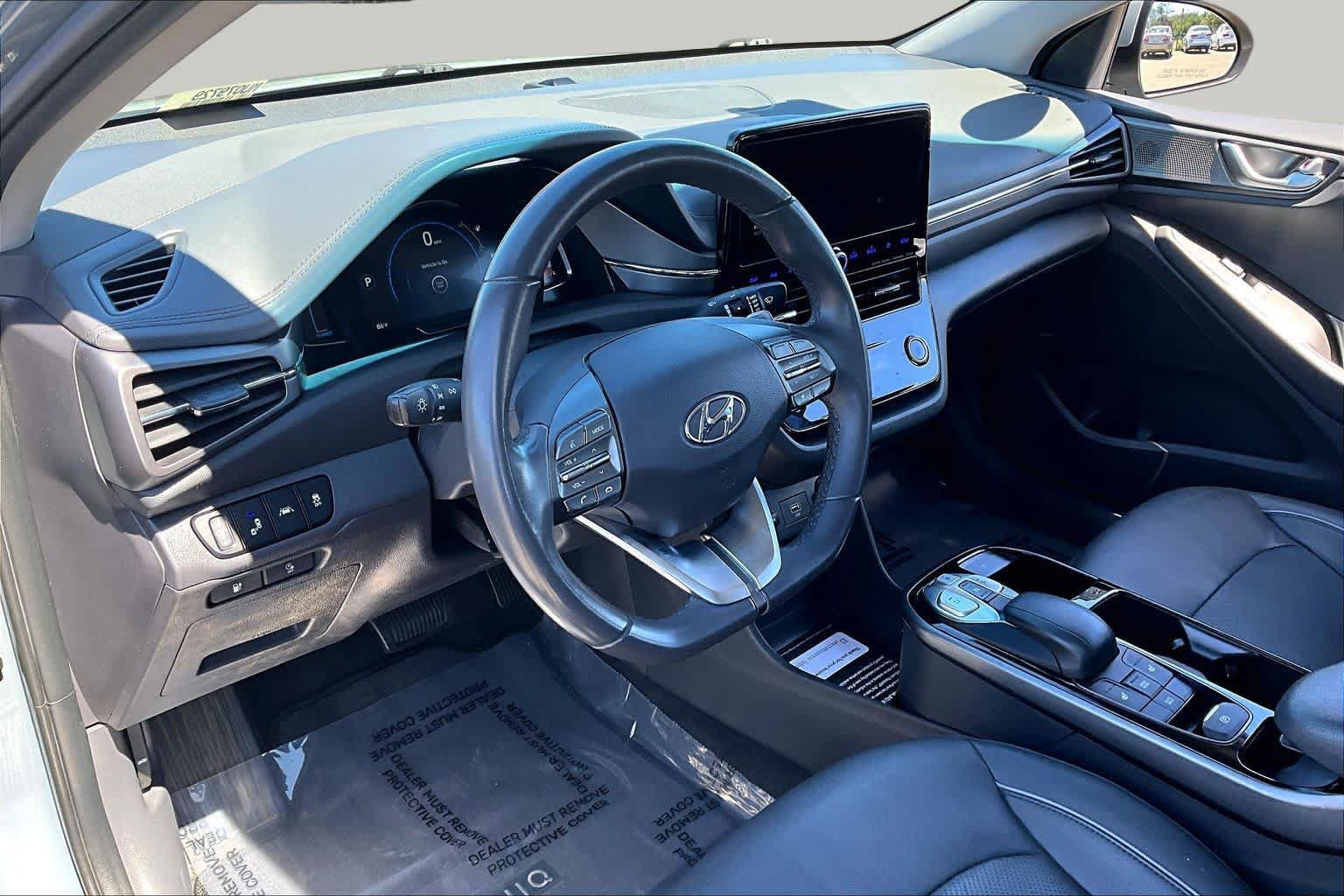 Used 2021 Hyundai Ioniq Limited FWD image 17