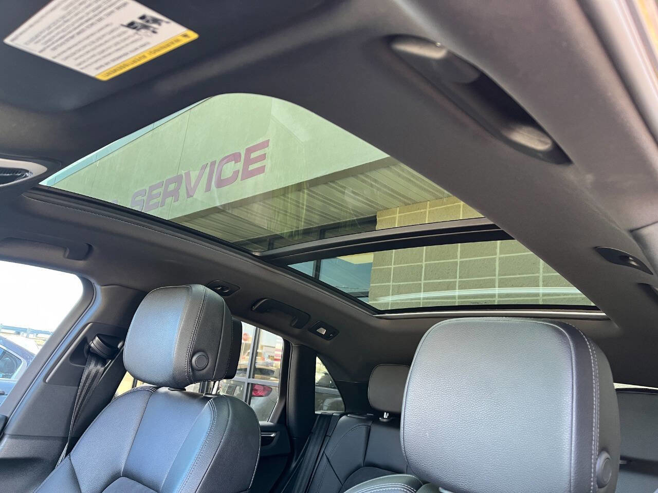 Used 2021 Porsche Macan image 24