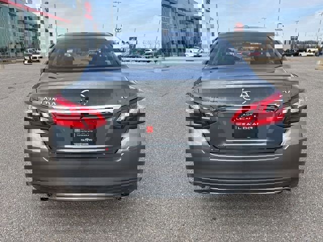 Used 2017 Nissan Altima 2.5 SV image 9