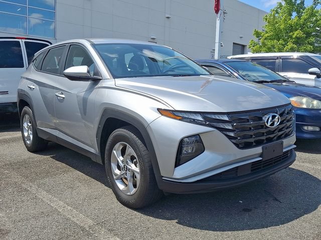 Used 2024 Hyundai Tucson SE AWD/4WD image 3
