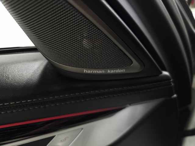 Used 2022 BMW 740i xDrive w/ M Sport Package image 16