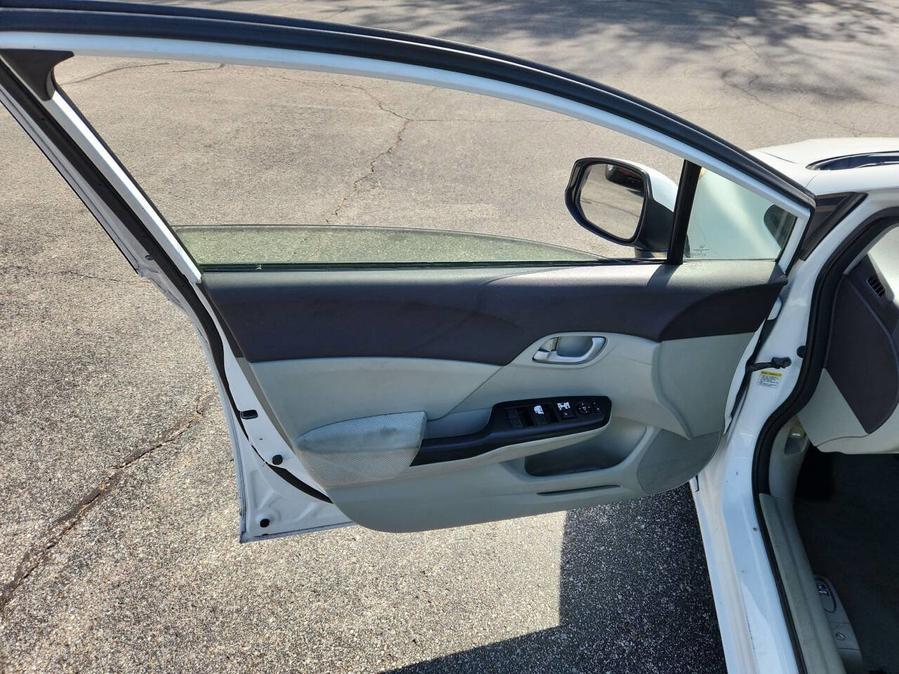Used 2012 Honda Civic LX image 11