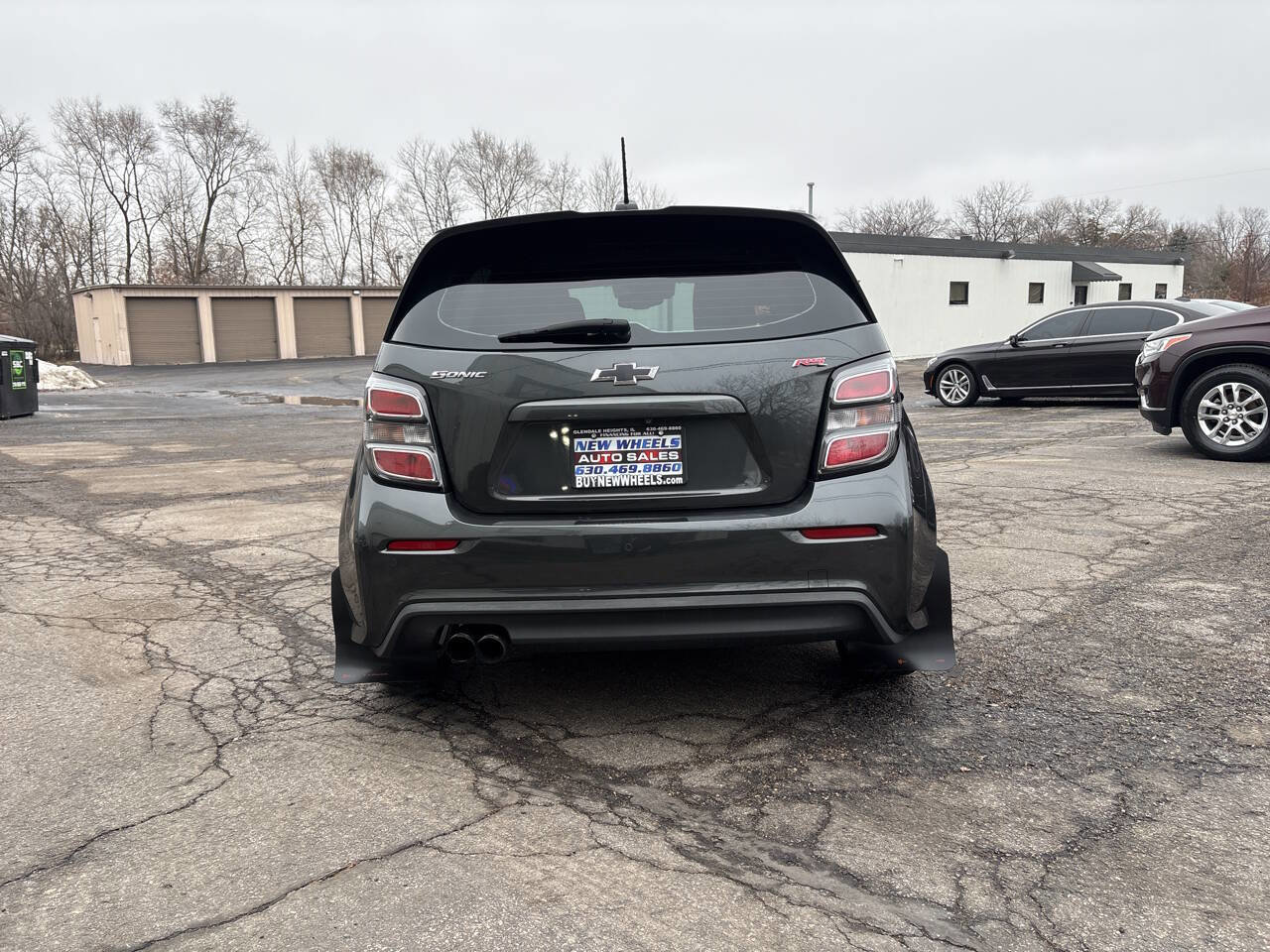 Used 2019 Chevrolet Sonic LT w/ LPO, Performance Package image 4