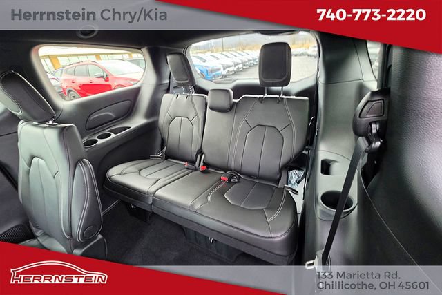 New 2026 Chrysler Voyager LX FWD image 22