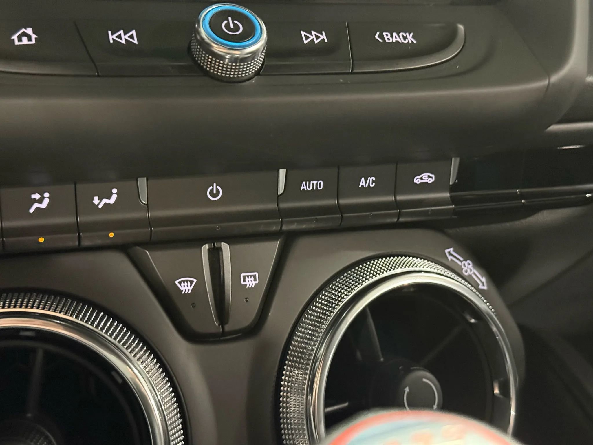 Used 2018 Chevrolet Camaro SS image 36