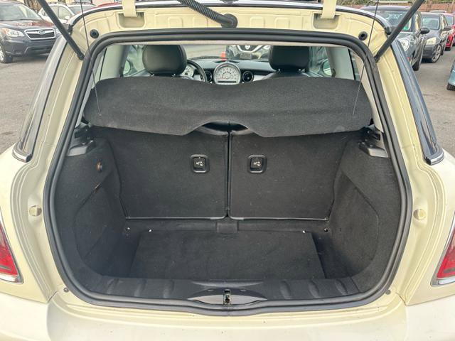 Used 2009 MINI Cooper Hardtop image 13