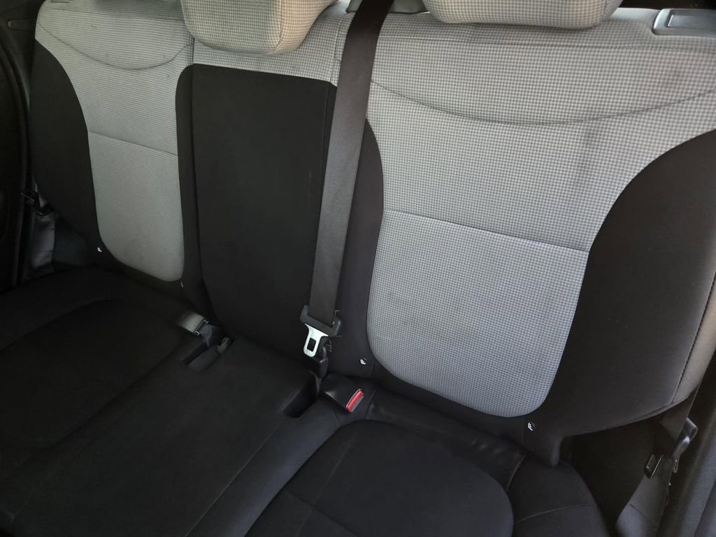 Used 2019 Kia Soul image 12
