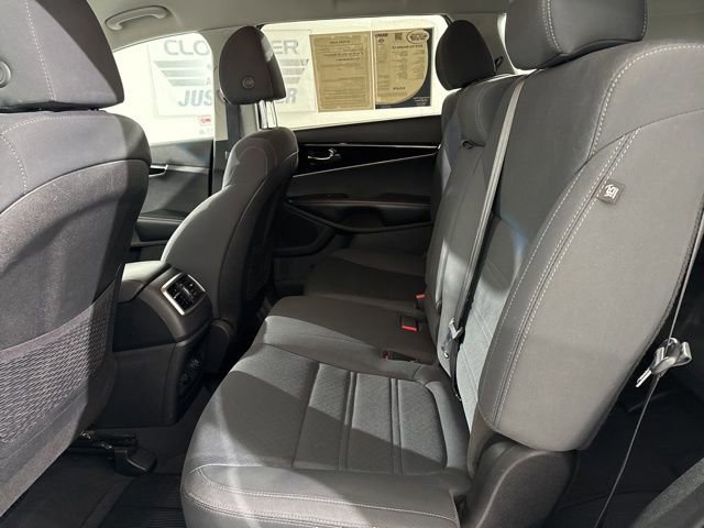 Used 2019 Kia Sorento LX w/ Option Group 020 image 18
