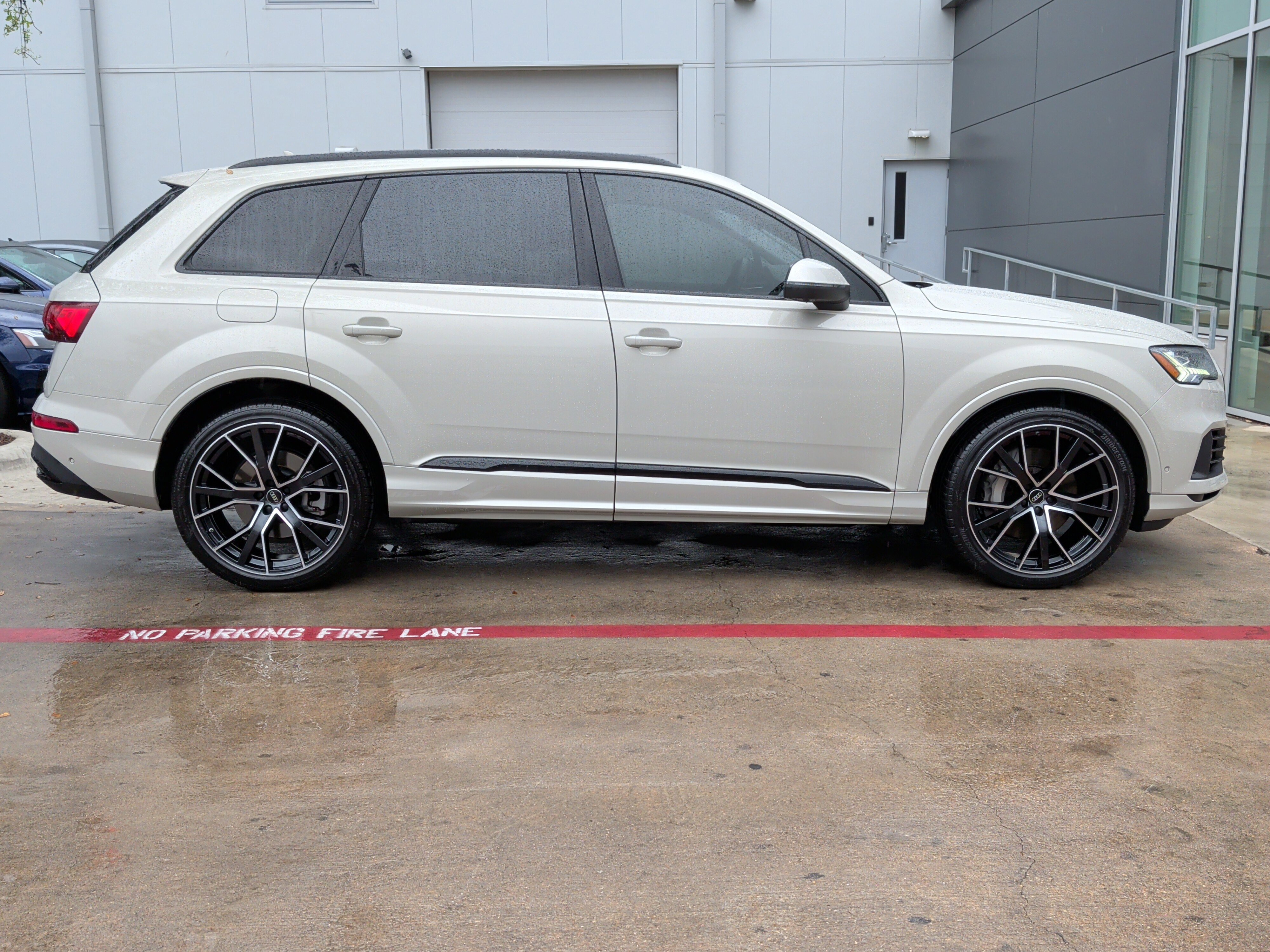 Used 2023 Audi Q7 3.0T Prestige w/ Prestige Package image 11