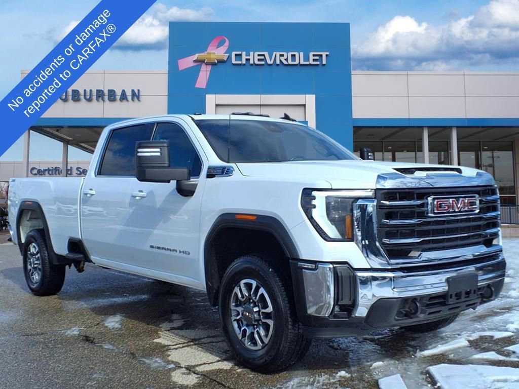 Used 2024 GMC Sierra 3500 SLE w/ SLE Value Package image 3