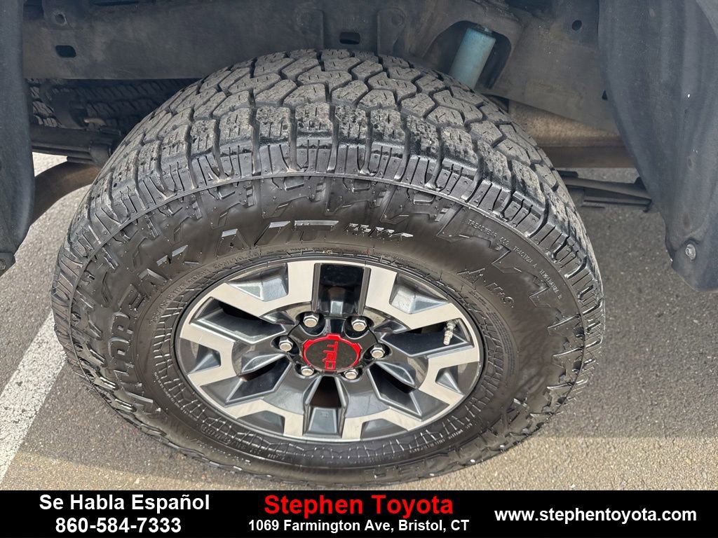 Used 2017 Toyota Tacoma TRD Off-Road image 9