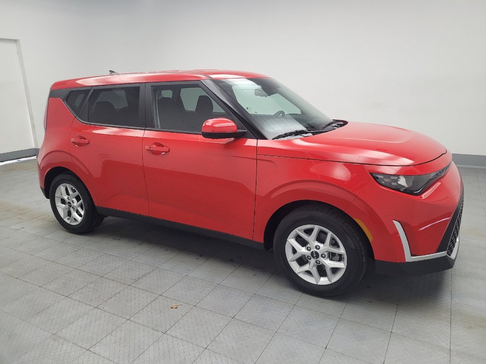Used 2025 Kia Soul S image 11