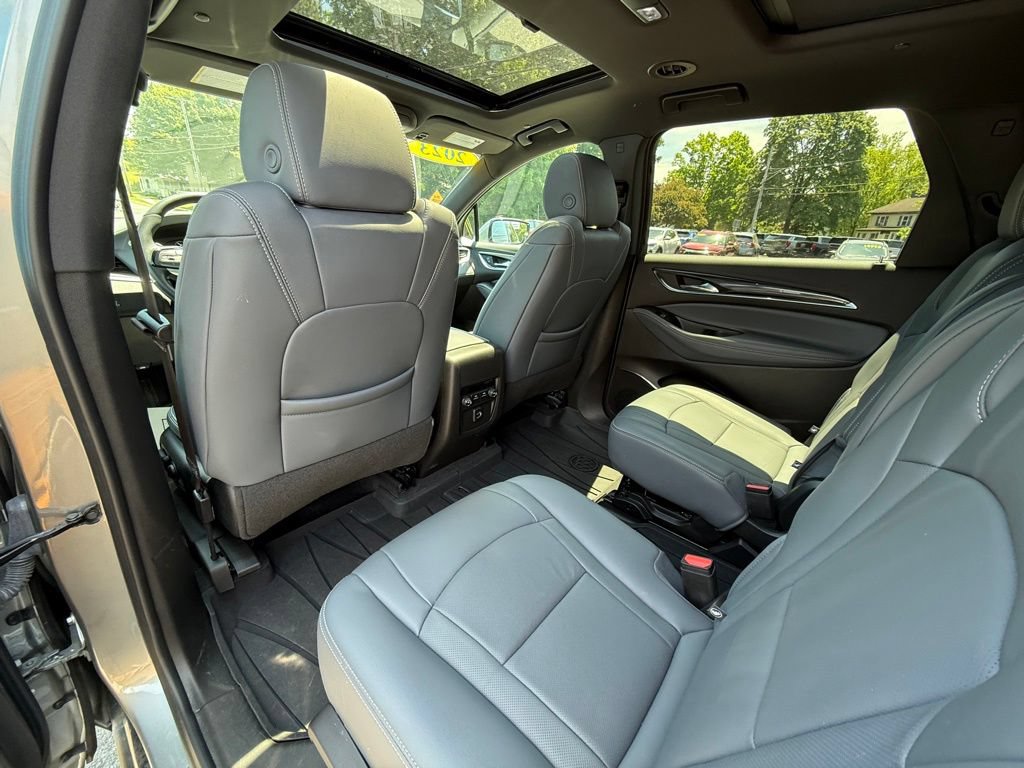 Used 2023 Buick Enclave Essence w/ Experience Buick Package AWD/4WD image 23