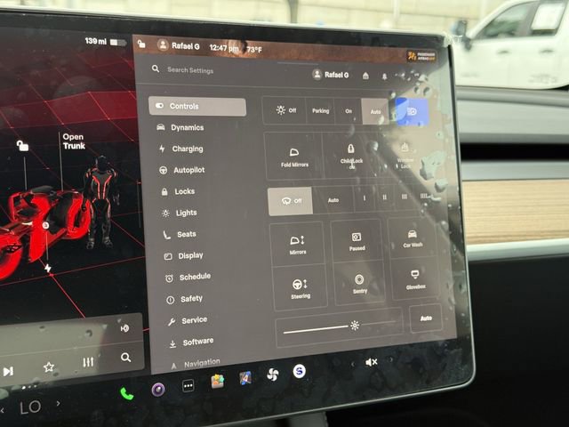 Used 2024 Tesla Model Y 2WD image 14