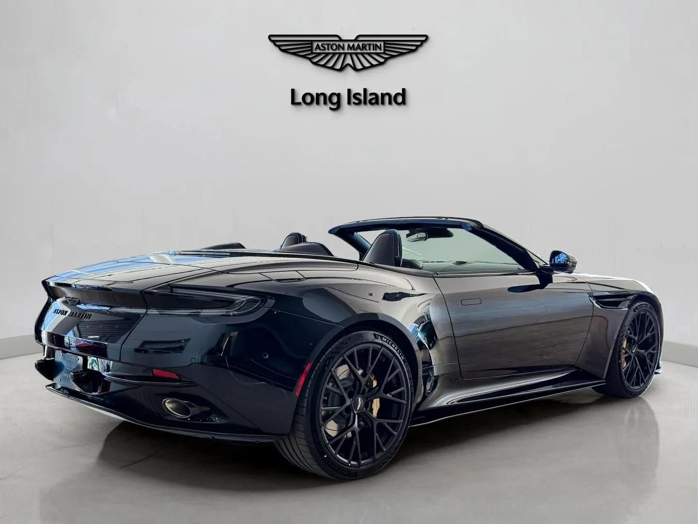 New 2026 Aston Martin DB12 Convertible RWD image 9
