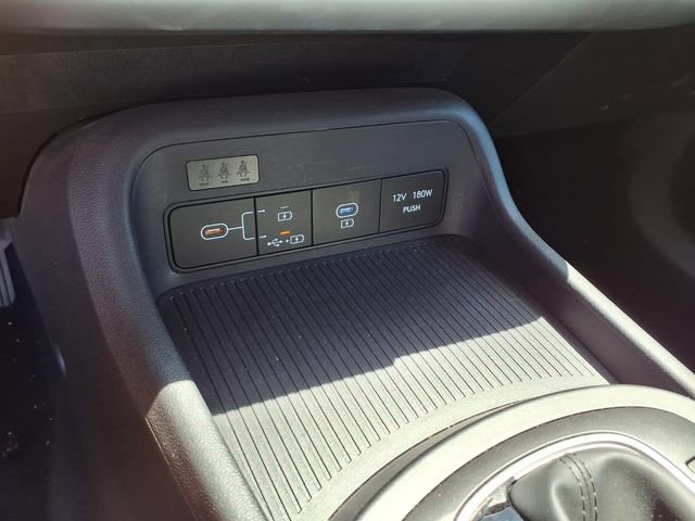 Certified 2025 Hyundai Kona SEL FWD image 20