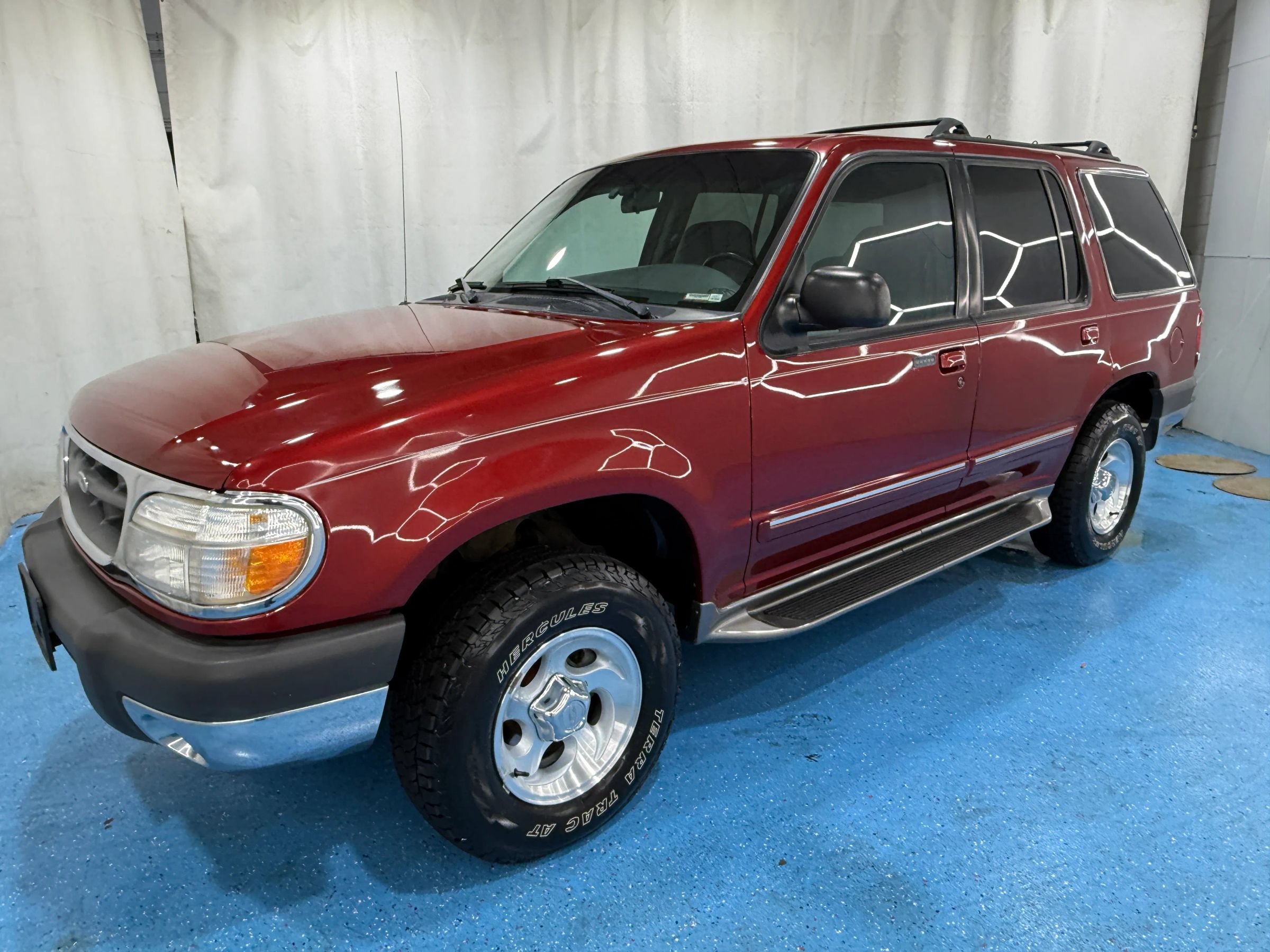 Used 1999 Ford Explorer 4WD 4-Door image 8