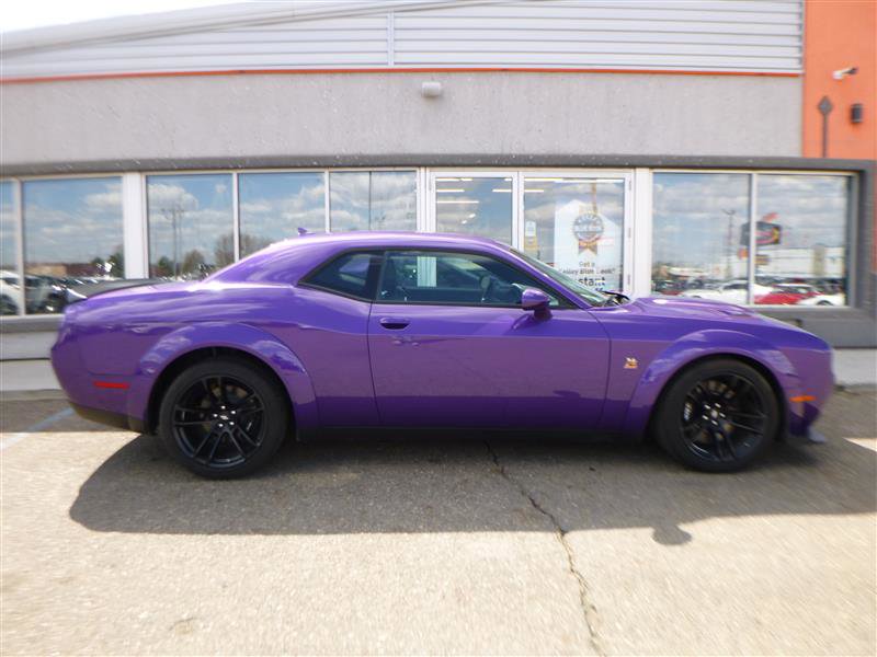 Used 2023 Dodge Challenger R/T Scat Pack RWD image 4