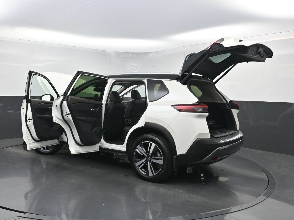 Used 2023 Nissan Rogue SL w/ SL Premium Package AWD/4WD image 38