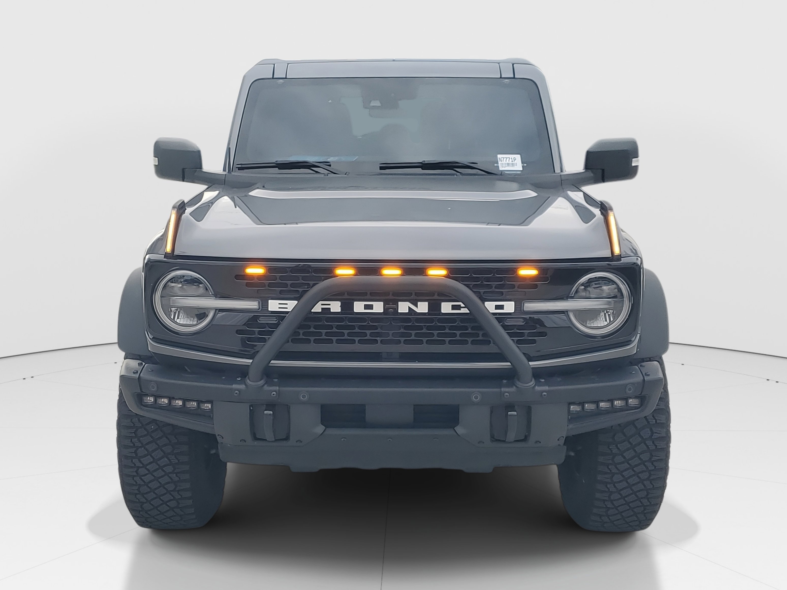 Used 2023 Ford Bronco Wildtrak image 3