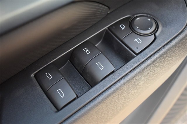 New 2026 Chevrolet Equinox EV LT w/ LPO, Blackout Package image 21