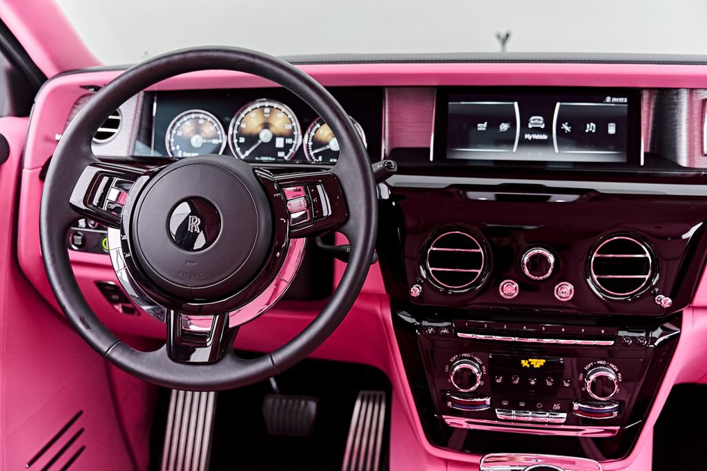 Used 2024 Rolls-Royce Phantom Sedan w/ The Phantom Package RWD image 63