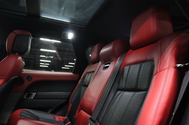 Used 2019 Land Rover Range Rover Sport HSE Dynamic image 24