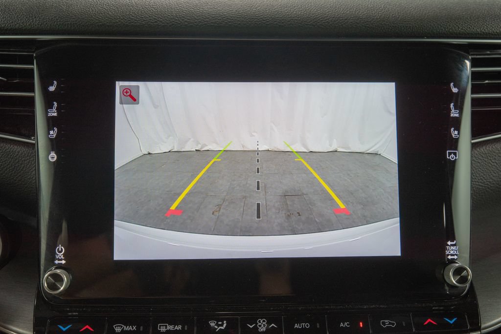 Used 2025 Jeep Wagoneer Series II RWD image 35
