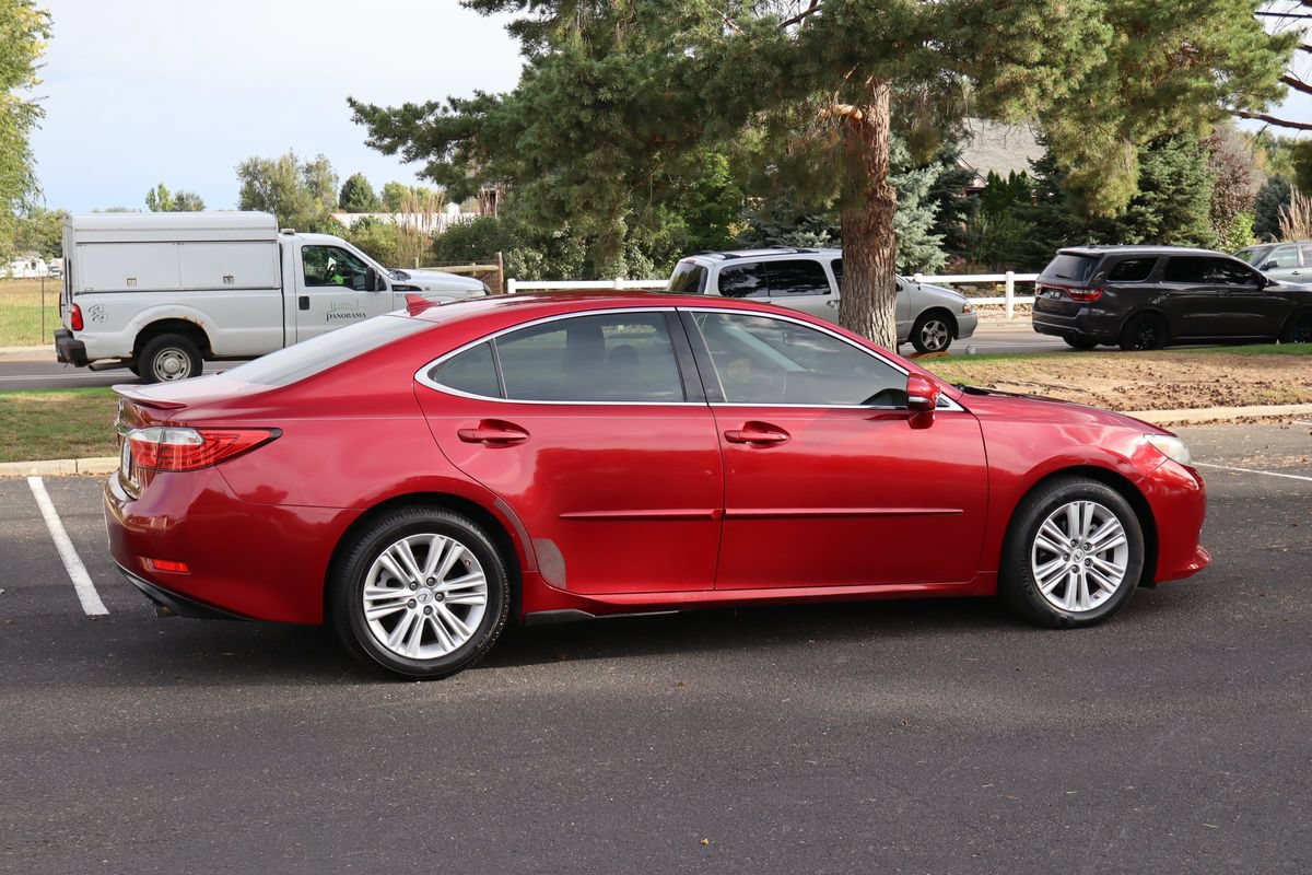 Used 2013 Lexus ES 350 w/ Premium Pkg FWD image 4