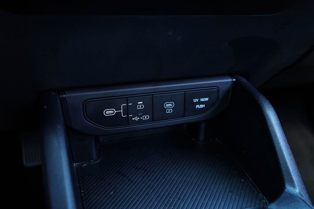 Used 2025 Kia K4 FWD image 24