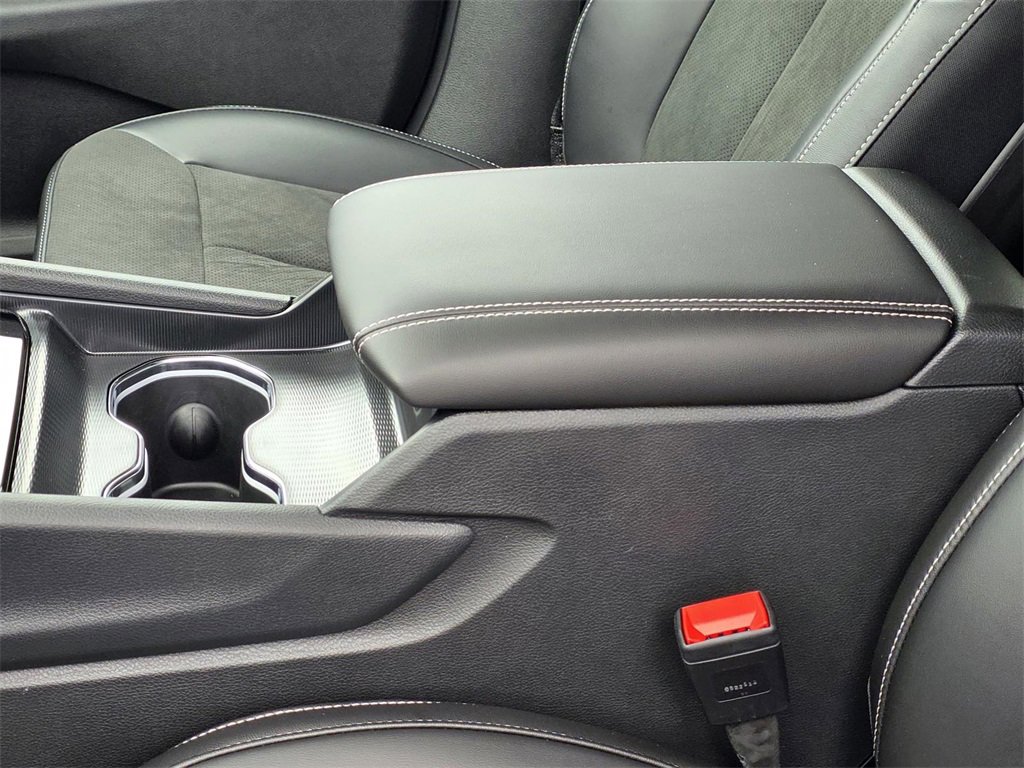 New 2025 Jeep Grand Cherokee L Altitude image 8